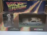 Corgi CC05501 - Back To The Future - DeLorean + Doc Brown - 1/36 Scale - NEW