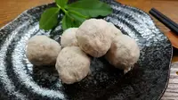 在飛比找樂天市場購物網優惠-鴨肉貢丸(小) 150g【利津食品行】火鍋料 關東煮 鴨肉 