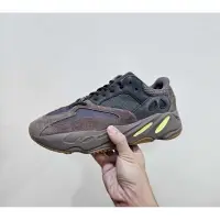 在飛比找蝦皮購物優惠-【現貨正品特價-隔天出貨】ADIDAS YEEZY BOOS