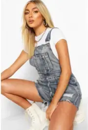 BNWT FRAYED EDGE DENIM DUNGAREE SHORTS - Size 10