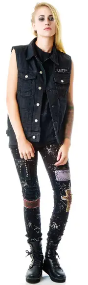 [UNIF] Hungover Vest