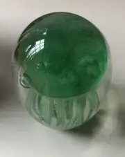 Beautiful and Unique Smithsonian Collectibles Glass Jellyfish Paperweight Green