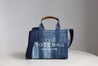 在飛比找Yahoo!奇摩拍賣優惠-MARC JACOBS- the traveler tote