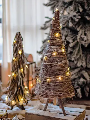 掬涵樂園聖誕樹系列木質擺件點亮節日氣氛的原創裝飾適合酒吧咖啡廳居家等空間 (7.5折)