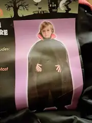 NEW TOTALLY GHOUL BOYS 45 INCH VAMPIRE CAPE WITH COLLAR DRACULA