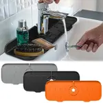 創意廚房矽膠水龍頭吸收墊 / 水龍頭防濺捕手檯面保護器儲物架 / 家用浴室廚房小工具