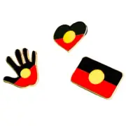 ABORIGINAL FLAG LAPEL PINS, 3-PACK - AUSTRALIA, INDIGENOUS, SOUVENIR, BAG, HAT