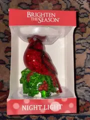 New Holiday Christmas Cardinal Night Light Festive Light up Home Decor Plug In