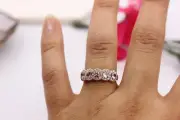 Sterling Silver 925 0.90 Ct Round Cut Simulated Peach Morganite Engagement Ring