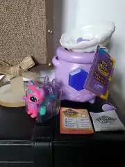 Magic Mixies Mixlings Tap Reveal Cauldron Mini Surprise Series 1 PUNBUN & NITA