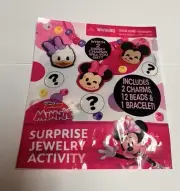 New 2010 Disney Mickey Mouse Clubhouse 6” Childs Charm Bracelet with 7 Charms