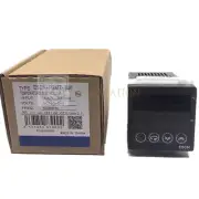 New In Box OMRON E5CN-R2MT-500 Temperature Controller 100-240V AC 1Pcs.