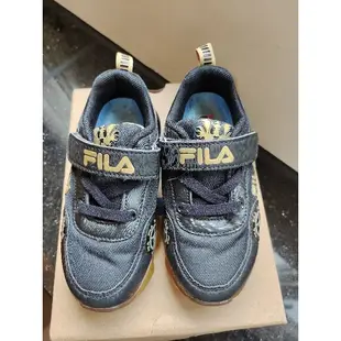 FILA 兒童鞋底發光黑金賽車鞋/兒童鞋/男童鞋/童鞋/幼童鞋/男童布鞋/男童鞋子/兒童跑步鞋/兒童發光鞋 16公分