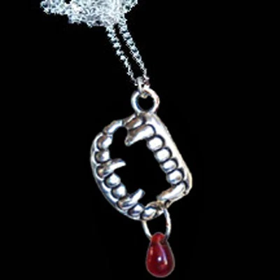 True Gothic VAMPIRE FANG BANGER TEETH w-BLOOD NECKLACE Halloween Costume Jewelry