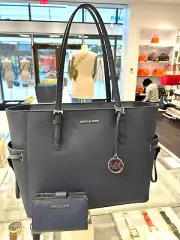 Michael Kors Gilly Large Leather Drawstring Travel Tote Bag Purse +Bifold Wallet