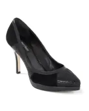NEW IN BOX!! AMAZINGLY CUTE ELEGANT WHITE HOUSE BLACK MARKET LEATHER PUMPS! SZ 7