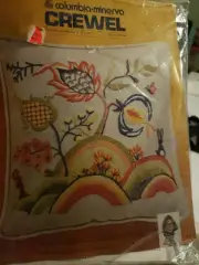 Columbia Minerva Crewel Pillow Kit Floral Jacobean 14X14” Erica Wilson