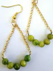 green shell and golden chain beaded earrings (T2)