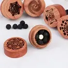 Air Wooden Carved Aromatherapy Essential Oil Car Diffuser Car Aromatherapy Clip