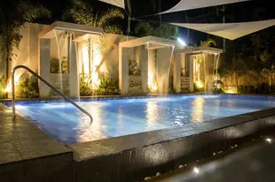 卡蘭巴的3臥室 - 300平方公尺/4間專用衛浴California Beach Pansol Villa 1