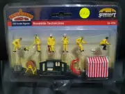 Bachmann Scenecraft 36-410 Roadside Technicians Figures OO scale
