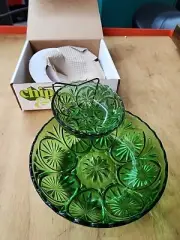 Vintage Anchor Hocking 3 Piece Chip and Dip Set Avocado Green Medallion