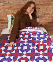 Patchwork abstract patchwork design FINISHED QUILT - Unique borders - Queen size
