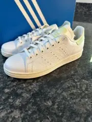 Adidas Stan Smith W Cloud White / Semi Green Spark / Off White Sz 7.5 & 8. NWB