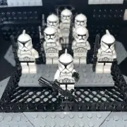 LEGO STAR WARS MINIFIGURE LOT Of 8 Clone Troopers Shinies’