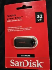 SanDisk 32GB Cruzer Snap USB Flash Drive Red