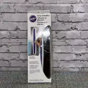 Wilton Cake Icing Smoother 9 in X 3 in Stainless Steel NEW IN BOX