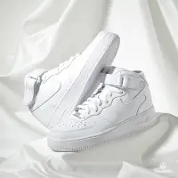 在飛比找Yahoo奇摩購物中心優惠-Nike Air Force 1 AF1 Mid 女鞋 白色