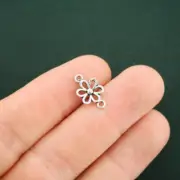 15 Daisy Connector Charms Antique Silver Tone - SC6222