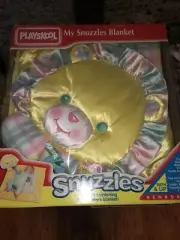 Playskool Snuzzles Bear Lion Plaid Blanket Rattle Crinkle Yellow Blankies NIB