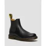 麻緹子 經典 DR.MARTENS 英國 馬汀大夫 黑 2976YS CHELSEA 雀兒喜 經典 漆牛皮車線 女 禮物