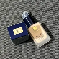 在飛比找蝦皮購物優惠-ESTEE LAUDER 雅詩蘭黛雙效粉底液