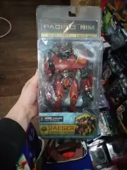 NECA Pacific Rim - The Essential Jaeger Crimson Typhoon 7" Deluxe Action figure