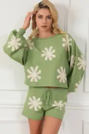 Floral Print Long Sleeve Knit Top and Drawstring Shorts Ensemble