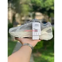 在飛比找蝦皮購物優惠-Adidas Yeezy 700 V2 Static EF2