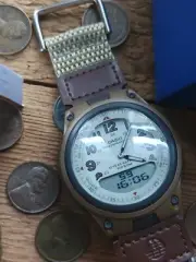 NiB / Casio / AW 80 2747 / Brown / Digital & Analog / Watch