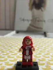 SUPERWOMAN LANA LANG LEGO MINI FIGURE dc comics superman lois lane