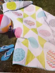 EASY Beach Balls Pieced and Appliqued Quilt Pattern from Magazine