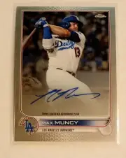 Topps Max Muncy Lot Autos, SPs, Refractors (32B)