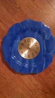 Gorgeous Swirling Medium Blue Gold Face Stained Glass Dinner Plate Size Clock !!