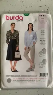 Burda Style 6274 Blouse Sewing Pattern Sz 8-18 Tie Collar V-neck UNCUT FF