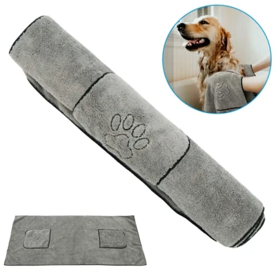 Large Nylon Pet Towel Bathrobe with Pockets - Super Absorbent & Quick-Dry
