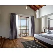Amaranthe Bay Resort & Spa