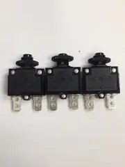 BREAKER 15A PUSH BUTTON BOAT CIRCUIT AC DC (3 pcs)
