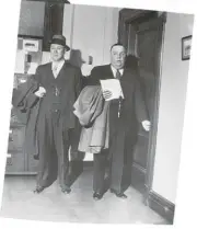 Police Chief Warden Arriving for Extradition Suspect - Newark Arri - Old Photo