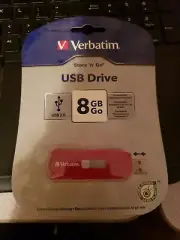 Verbatim 8 GB Store ‘n’ Go USB Drive “More Green - Less Plastic” NEW